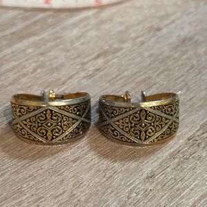 Vintage Spain Toledo Damascene Clip Earrings